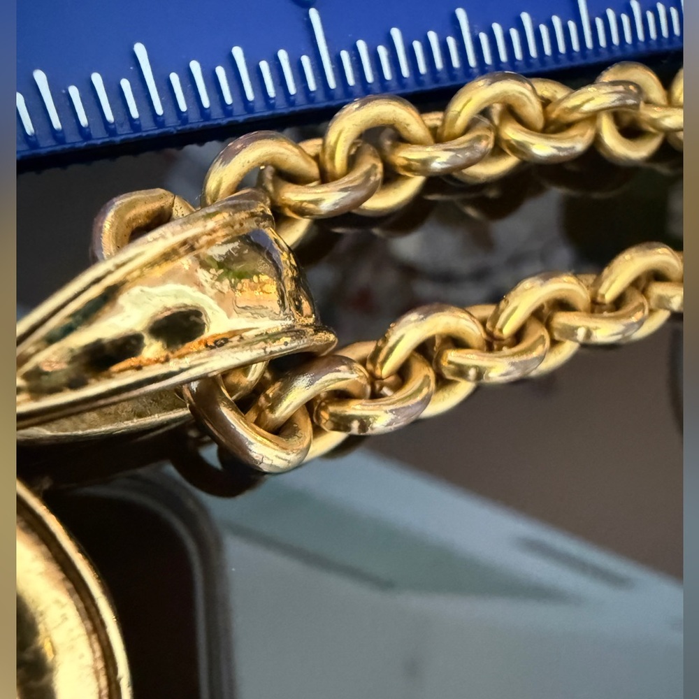 ❗️FINAL PRICE❗️LOT 1812 24K gold plated CHANEL vintage CC pendant necklace - Picture 14 of 16